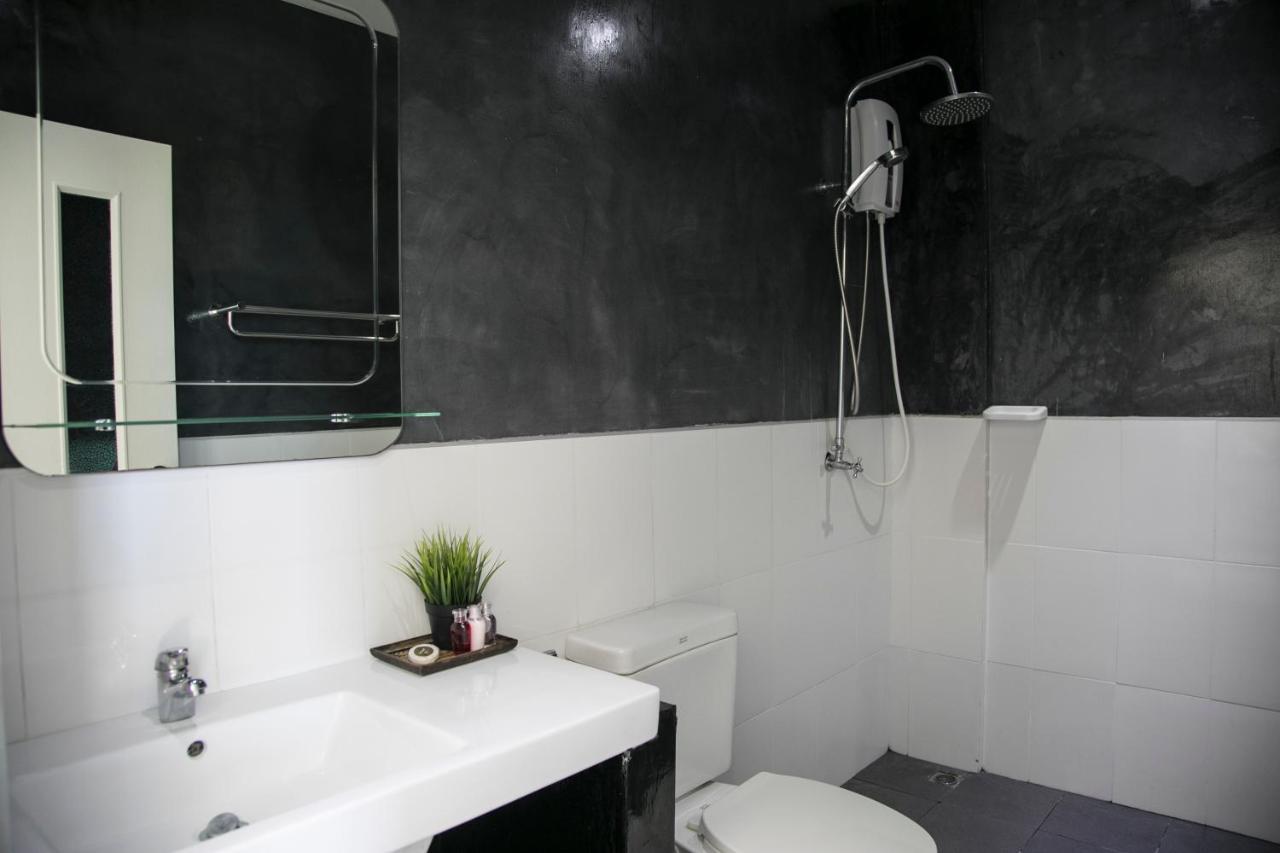 West Key Kamala Apartment Luaran gambar